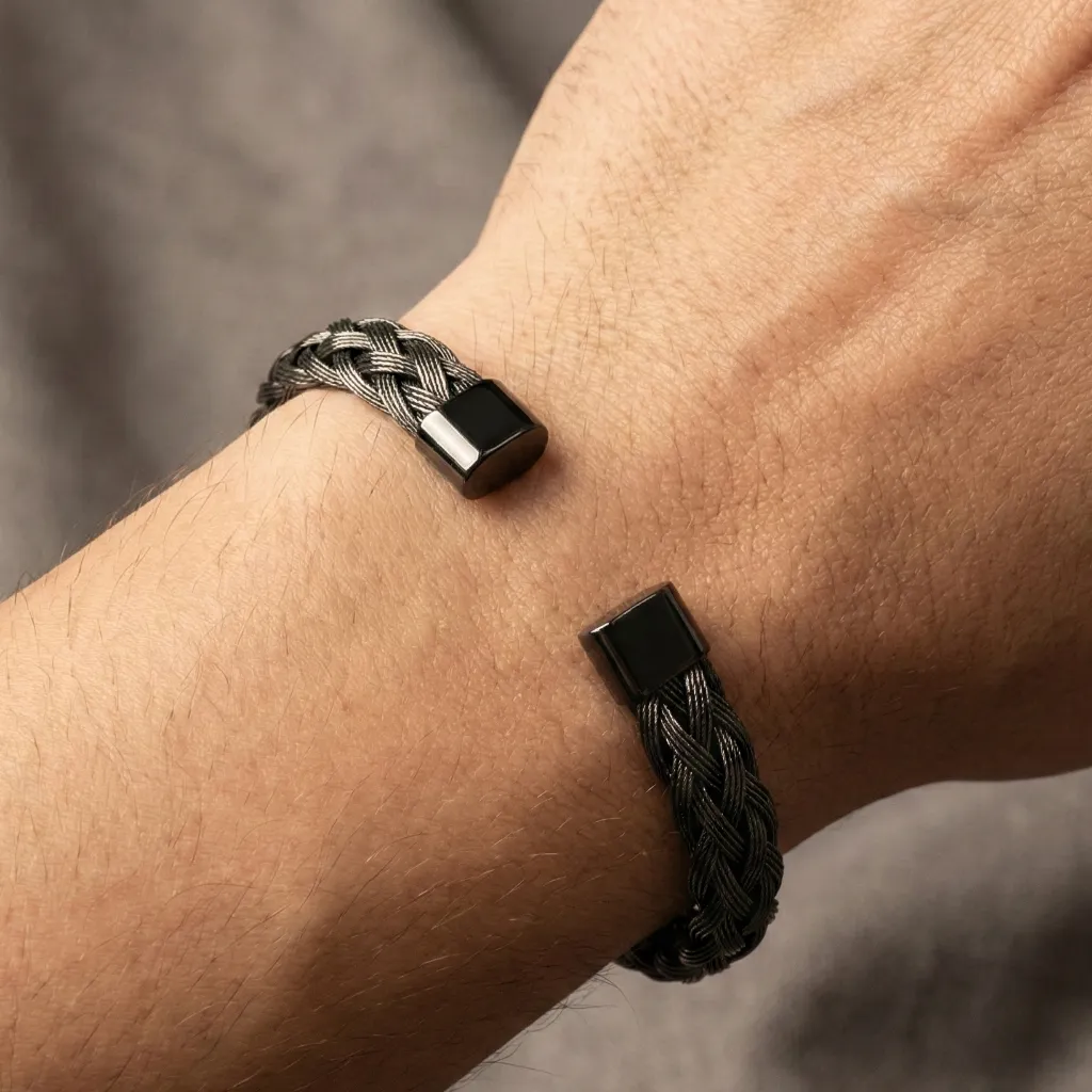 Gemini_Generated_Image_d9icvgd9icvgd9ic (1).webp