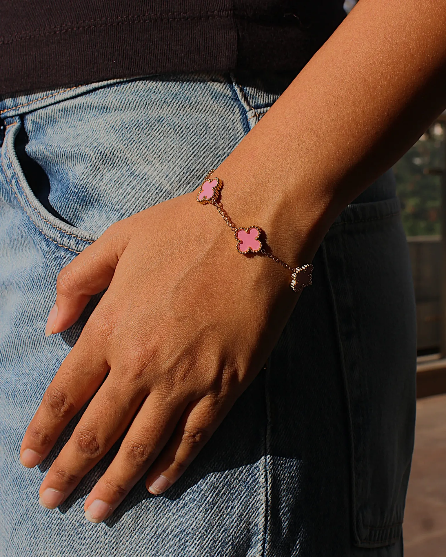 The Luxe Petal Line Bracelet (Pink)