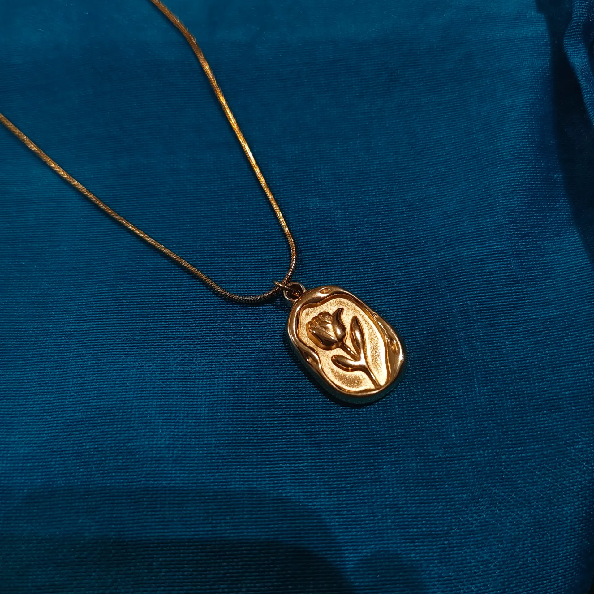 Golden Flora