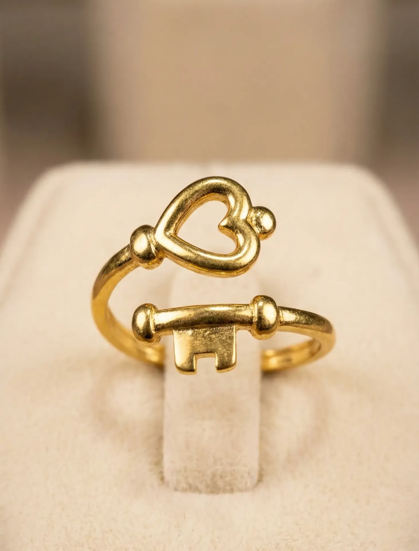 The Kyraa Heart Lock Key Ring