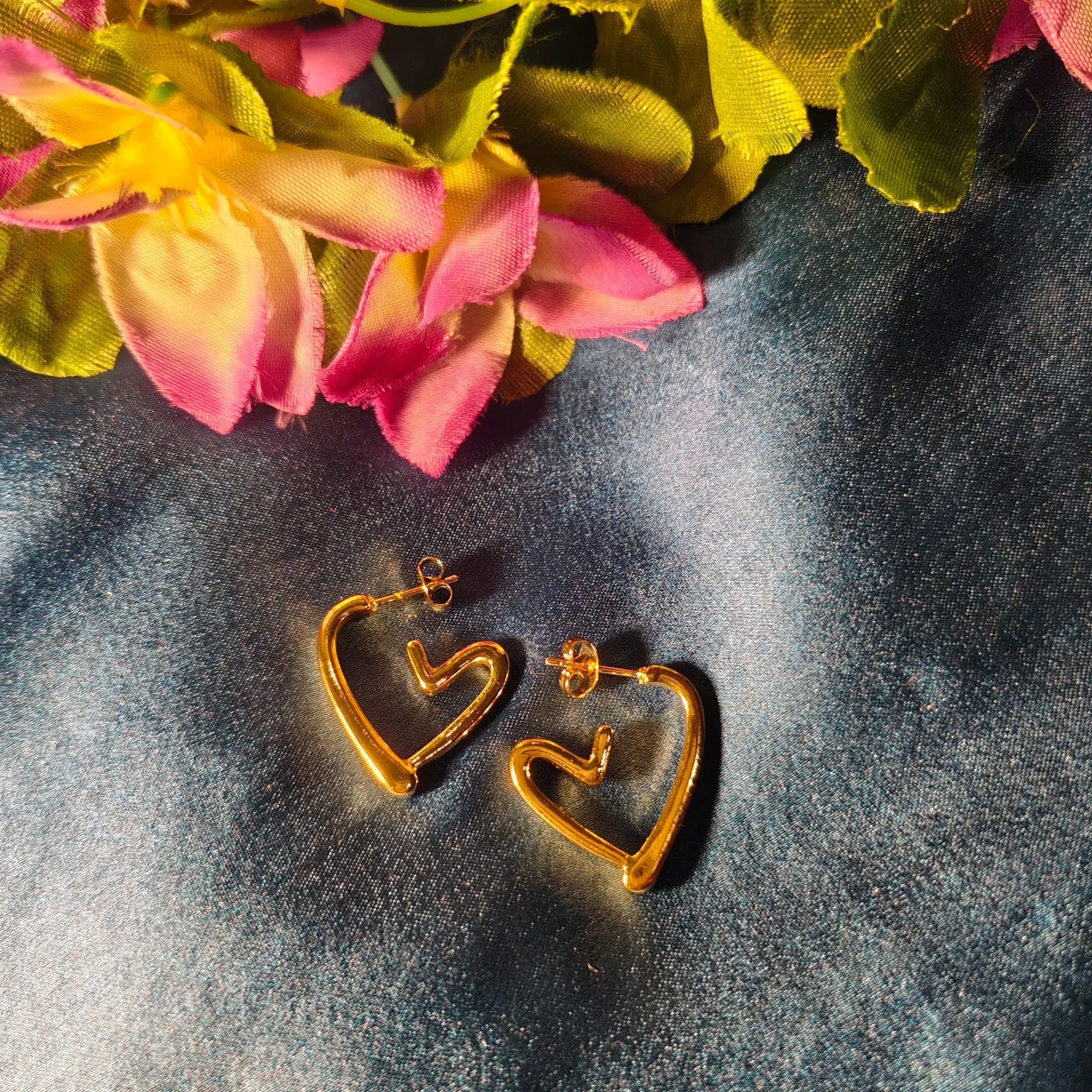 Golden Abstract Heart Hoops