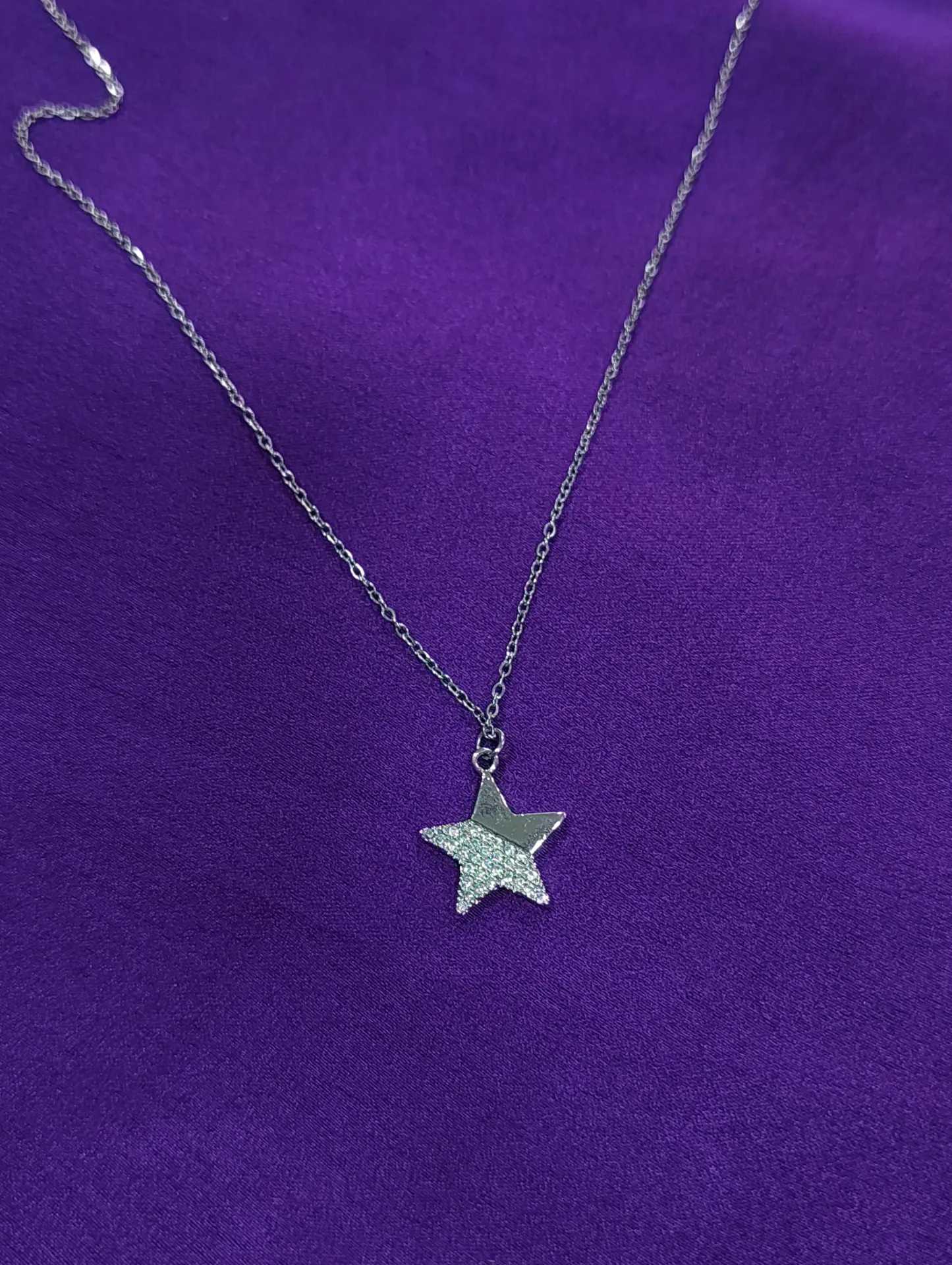 [PNG037] Astrid Star