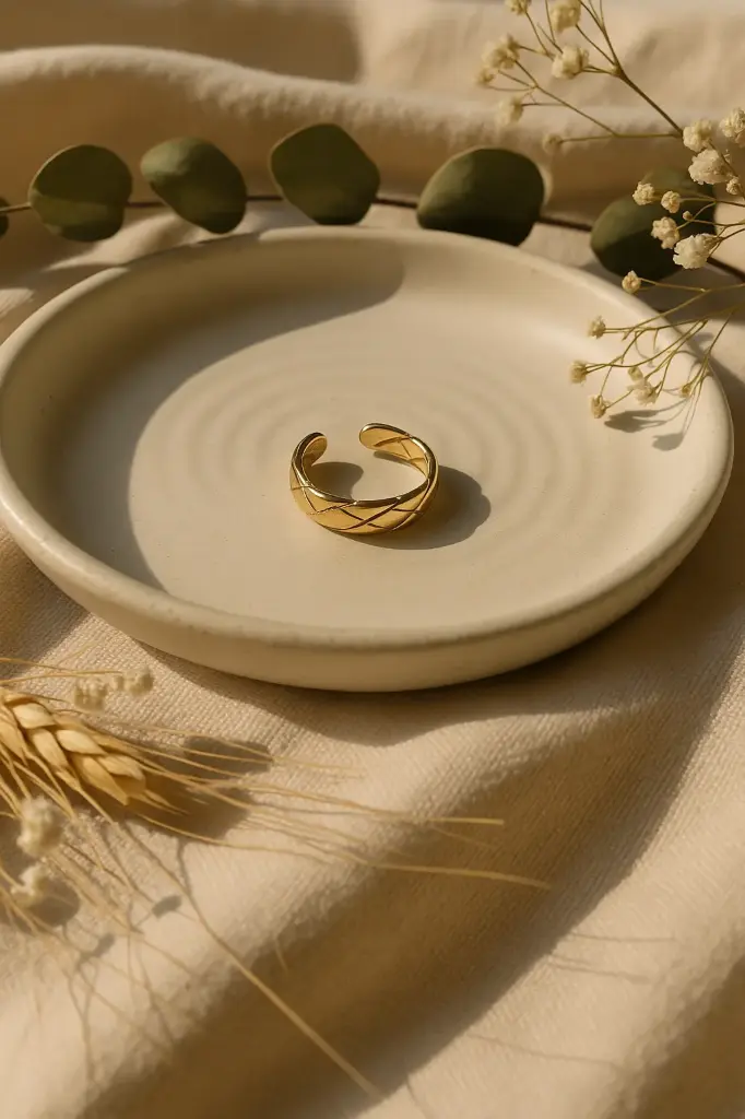 [PRG005] Quilted Gold