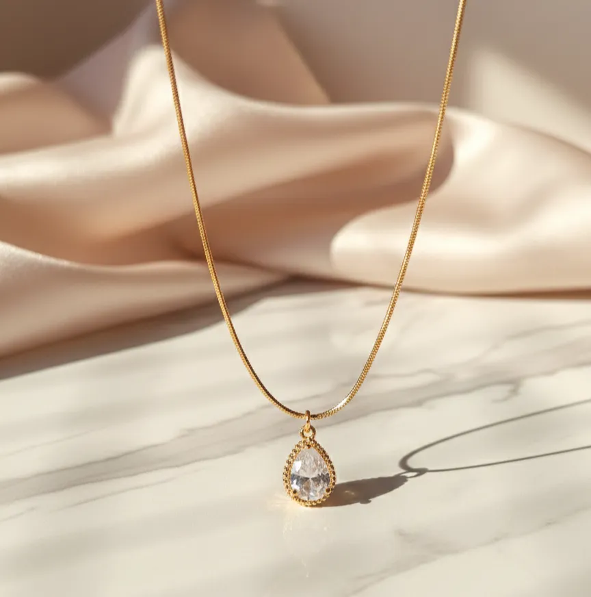 [PNG067] The Aurelia Pear Pendant