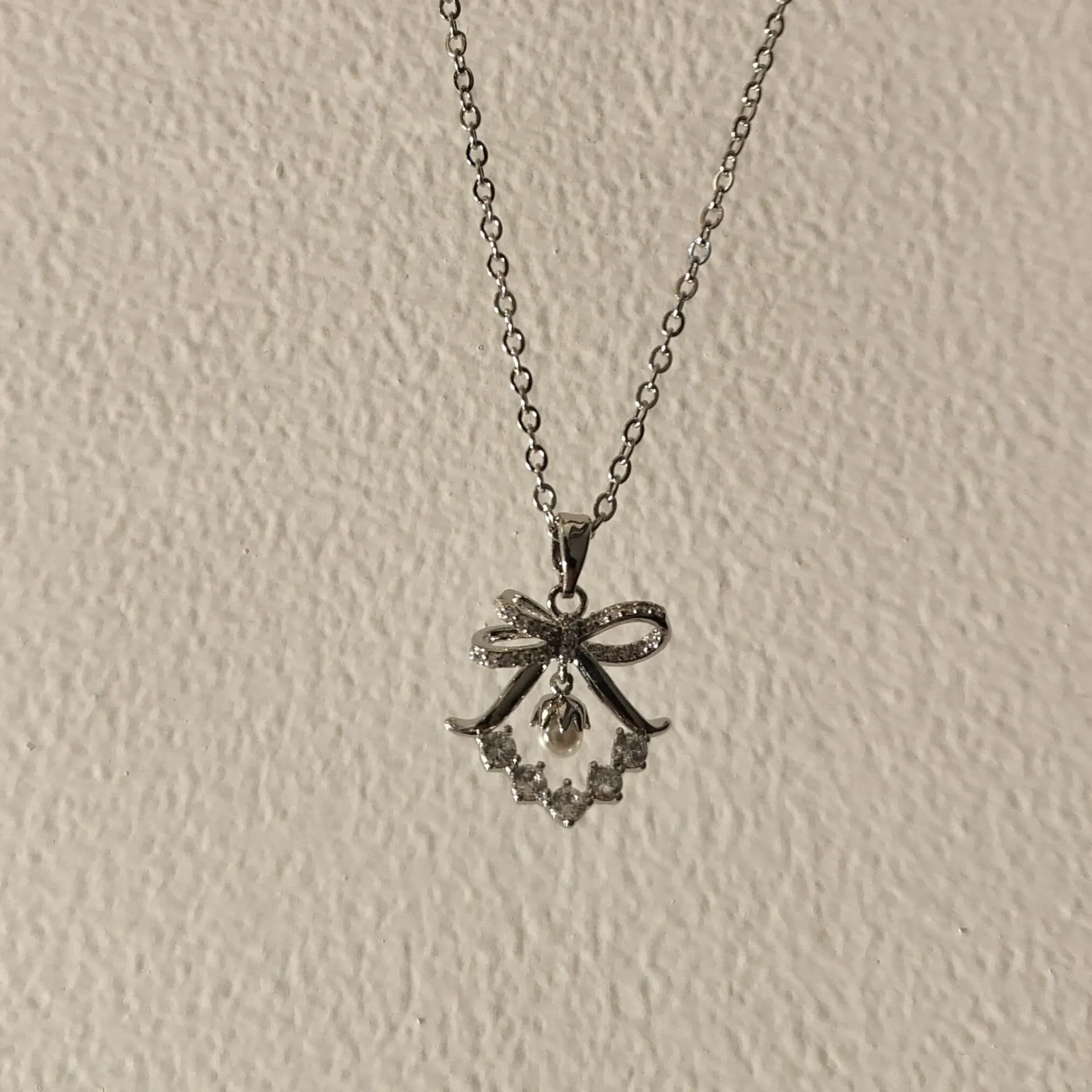 [PNG074] The Seraphina Bow Pendant