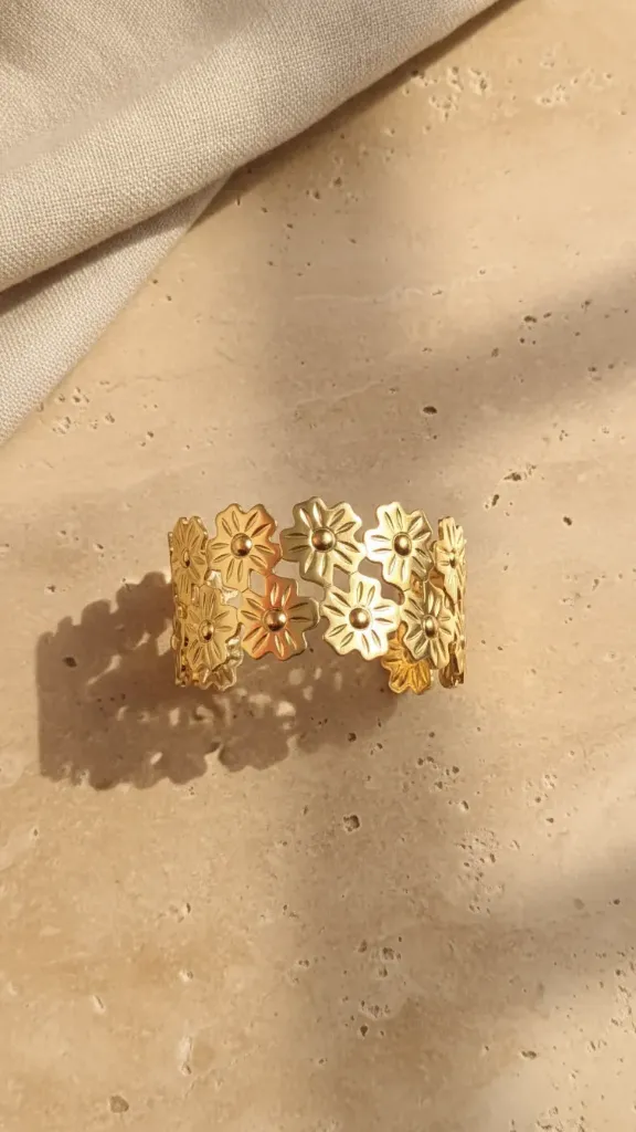 [PBG048] Daisy Dream Statement Cuff