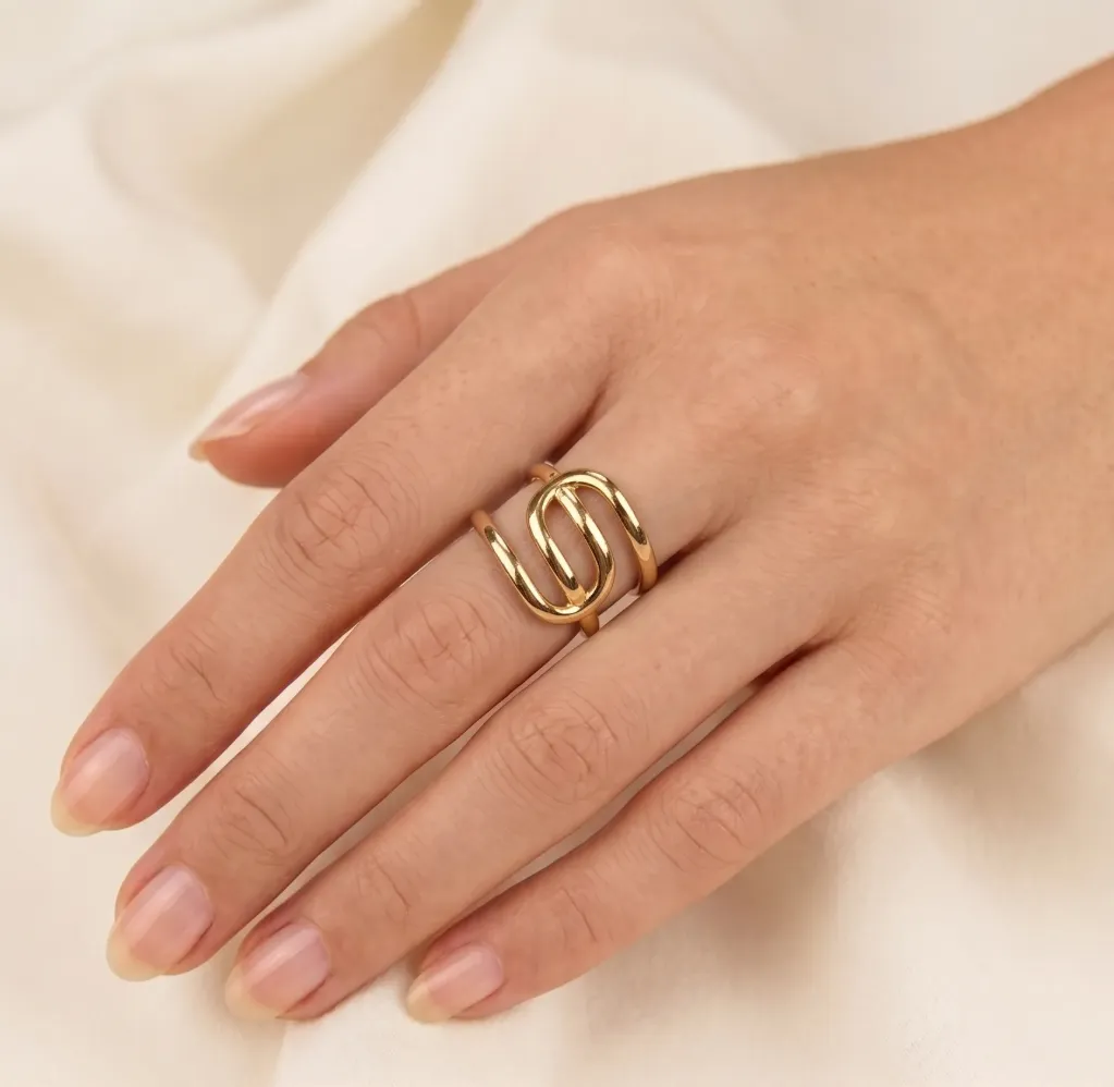 The Liquid Contour Ring