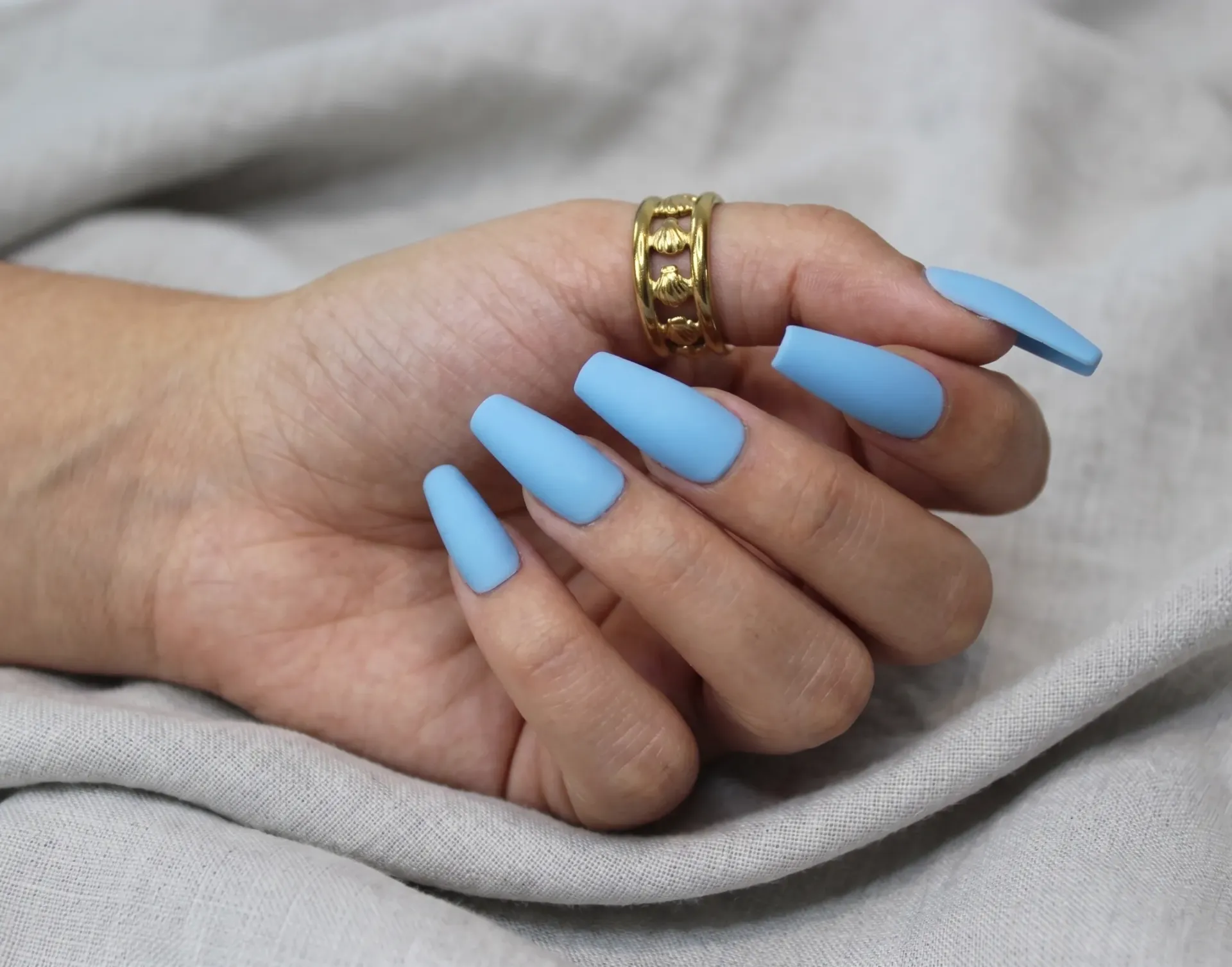 The Scalloped Seashell Ring