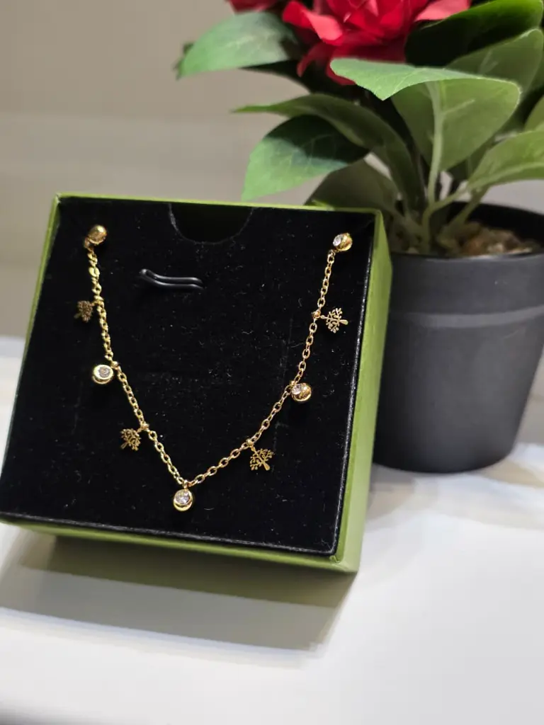 [PNG-020] The Starlight Scatter Necklace